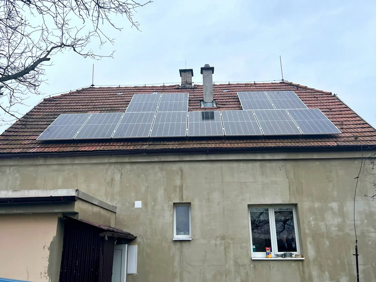 Dolní Ředice – Výkon 6,23 kWp, Baterie 10,65 kWh