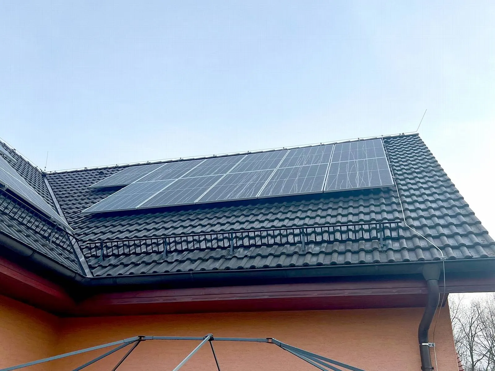 Srch – Výkon 13,35 kWp, Baterie 14,4 kWh