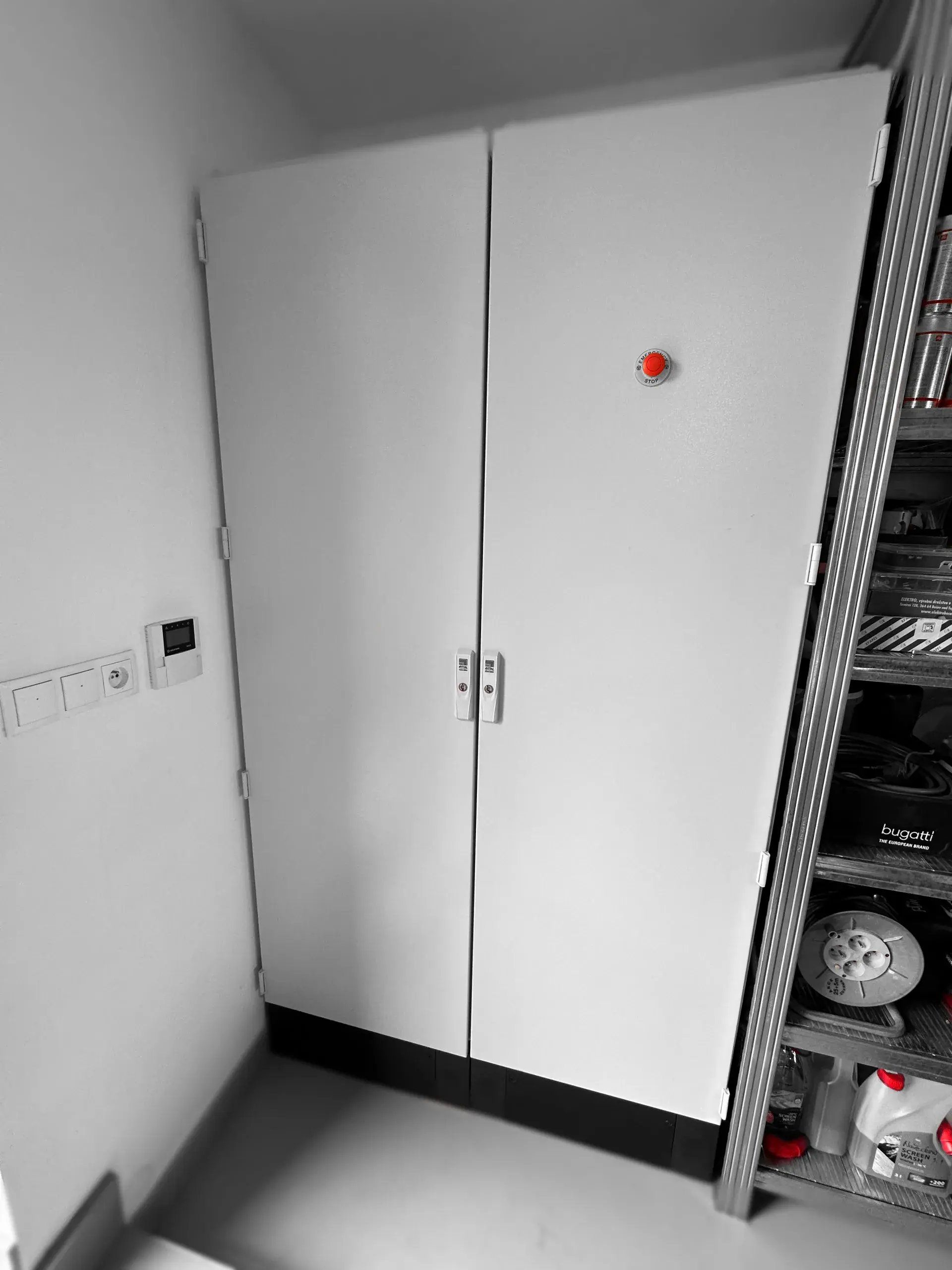 Doksy u Kladna – výkon 8,28 kWp, baterie 14,2 kWh