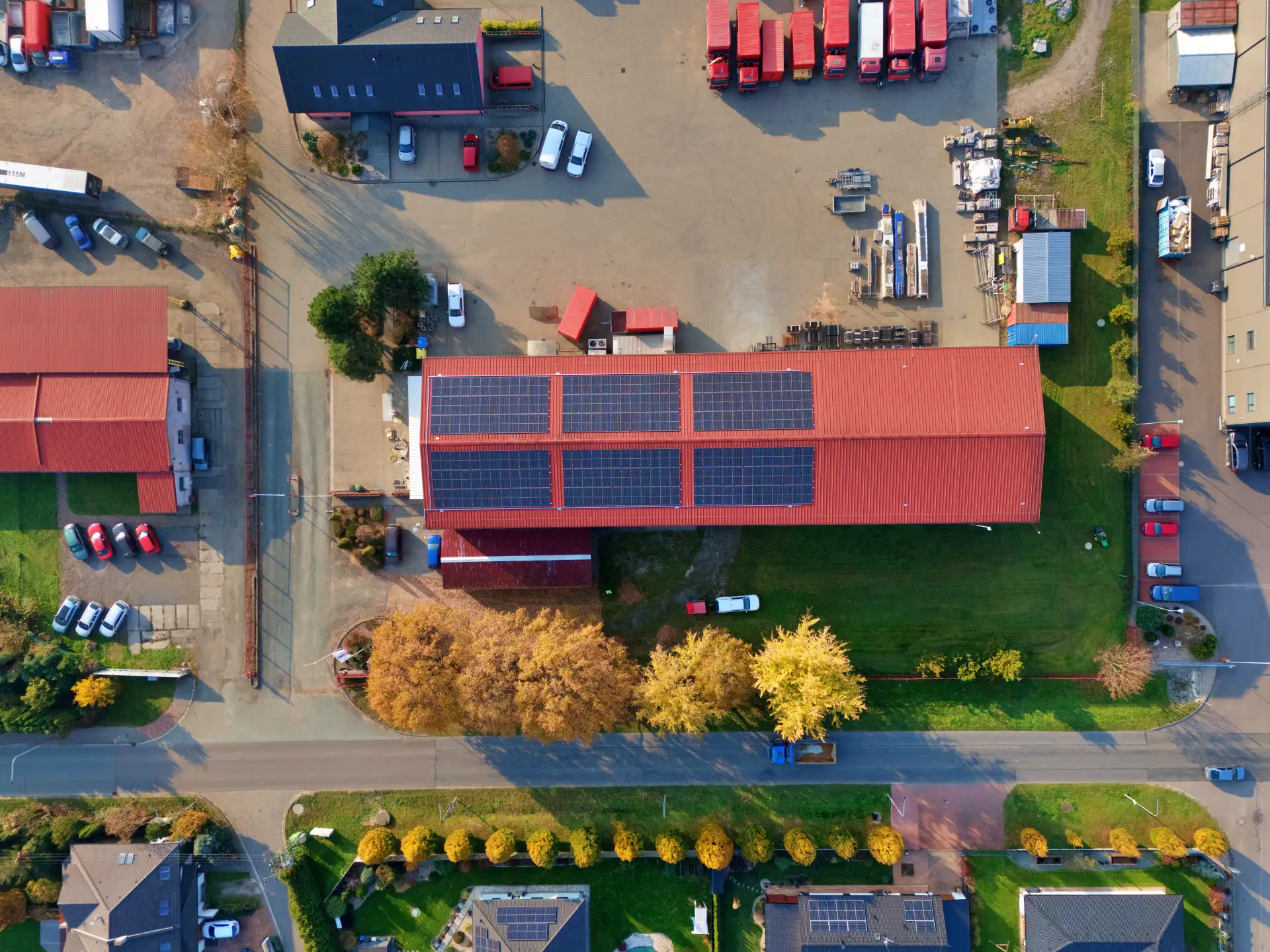 Firemní fotovoltaika VÁGNER COLOR – 99,36 kWp