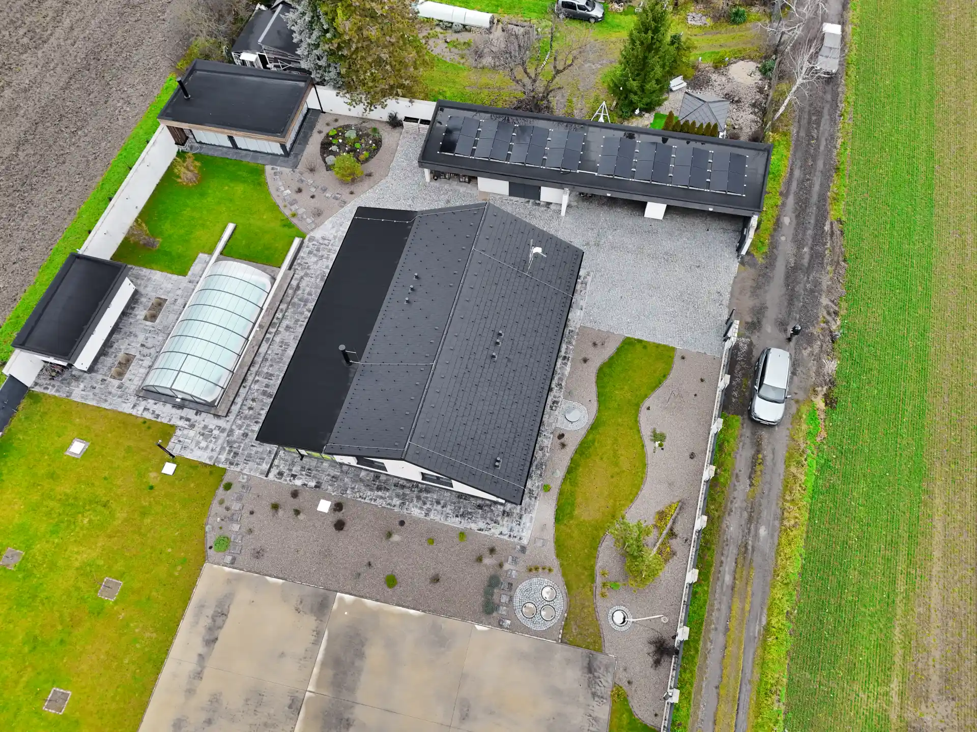 Hradec Králové – výkon 14,4 kWp, baterie 28 kWh